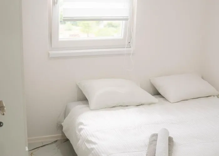 Cozy In كونييتش